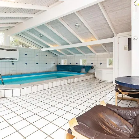 Vakantiehuis 9 Person In