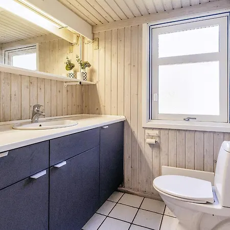 9 Person In Ferienhaus Jerup